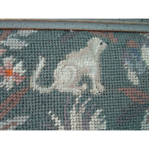 Medieval Lady Falconer Needlepoint Art In Antique Gold Frame GUC - Picture 11 of 16